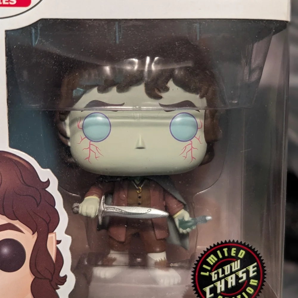 Funko Pop Frodo baggins #444 Limited Edition Glow Chase Collectible LOTR